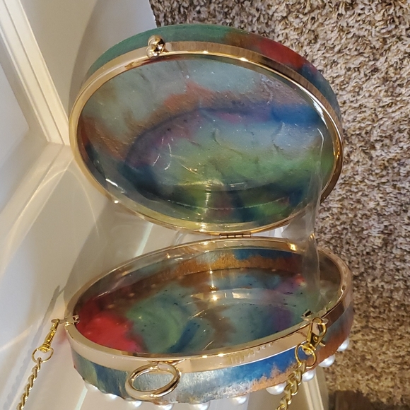 Multi colored purse - Picture 2 of 3